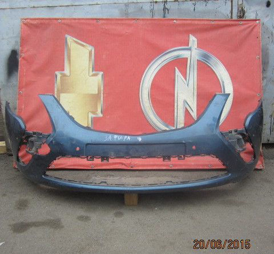 Бампер передний бу Opel Zafira C OEM 13300485 ( скл-3)