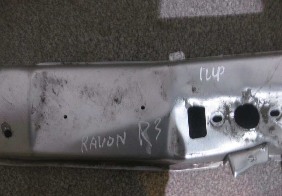 Панель передняя Ravon R3 (вмятина) (скл-3) Панель передняя Ravon R3 (вмятина) (скл-3)