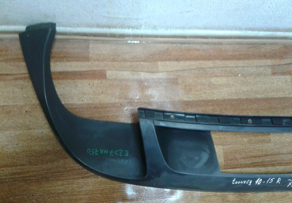 Юбка заднего бампера Volkswagen Touareg NF (10>) oem 7p6807568