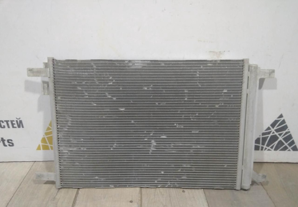 Радиатор кондиционера бу Skoda Octavia A7 OEM 5Q0816411BG Радиатор кондиционера бу Skoda Octavia A7 OEM 5Q0816411BG