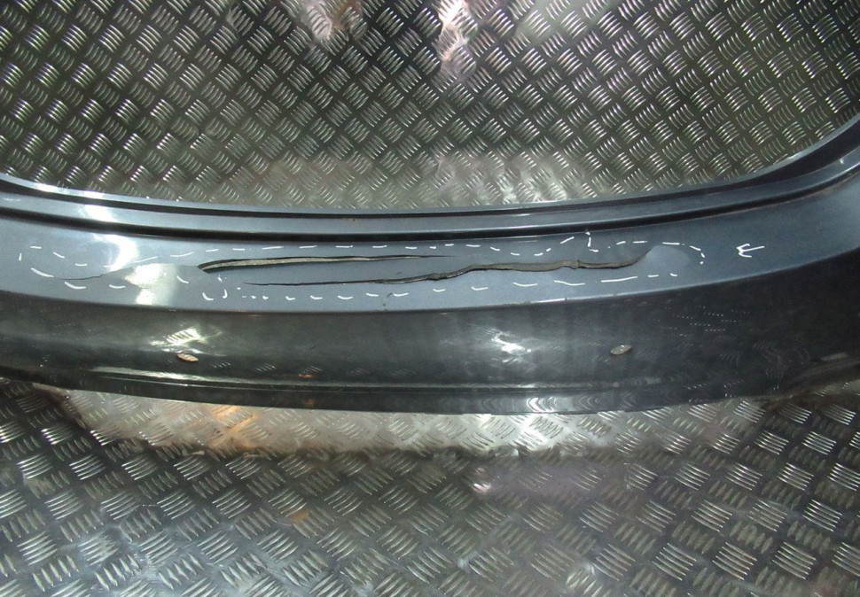 Бампер задний Hyundai Solaris 2 oem 86611h5000 (трещина) (скл-3) Бампер задний Hyundai Solaris 2 oem 86611h5000 (трещина) (скл-3)