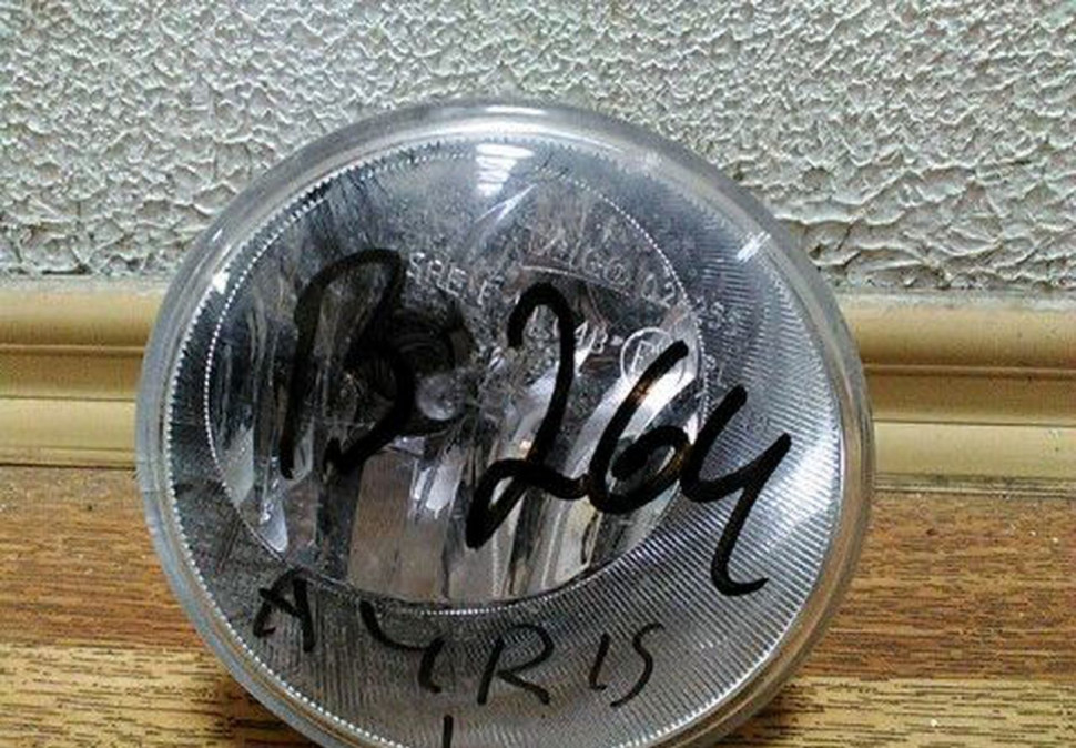 ПТФ левый Toyota Auris (Скл-3)