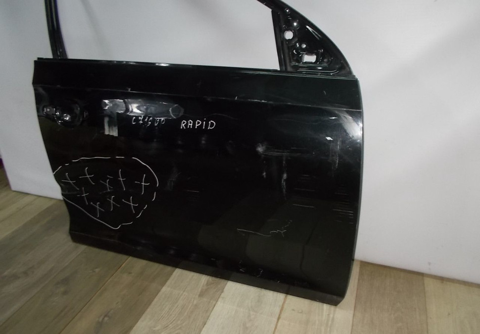 Дверь передняя правая бу Skoda Rapid OEM 6RF831056D, 5JA831052B Дверь передняя правая бу Skoda Rapid OEM 6RF831056D, 5JA831052B