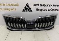 Решетка радиатора Skoda Octavia A7 рестайлинг OEM 5E0853653C