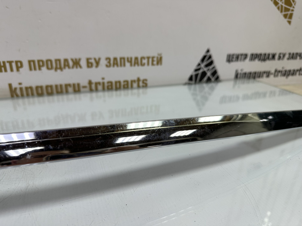 Молдинг крышки багажника Hyundai I40 2011 седан