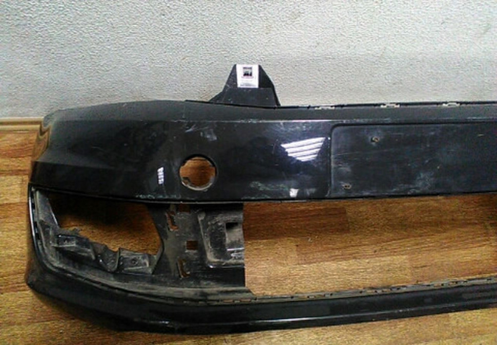 Бампер передний Volkswagen Polo рестайл (15>) oem 6ru807221a