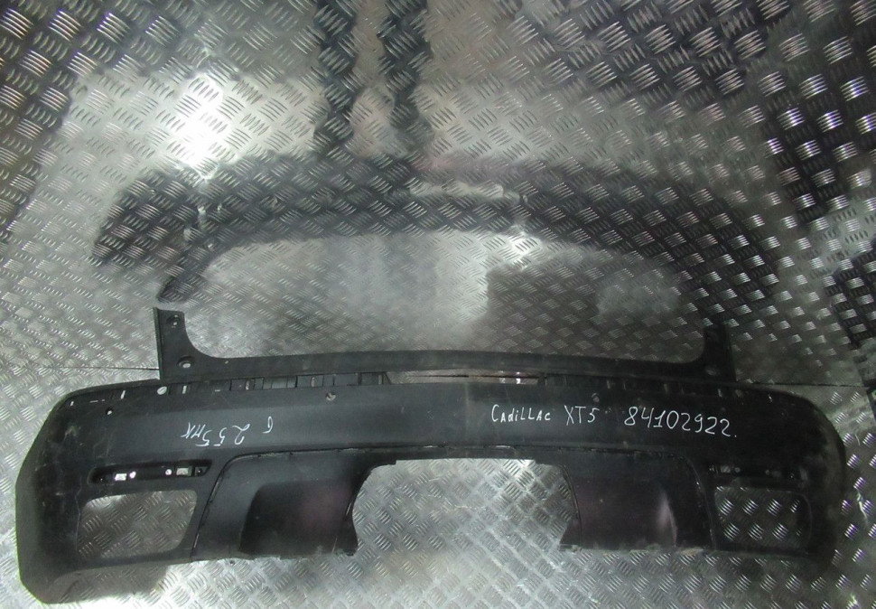 Бампер задний Cadillac XT5 oem 84102922 (скл-3) Бампер задний Cadillac XT5 oem 84102922 (скл-3)