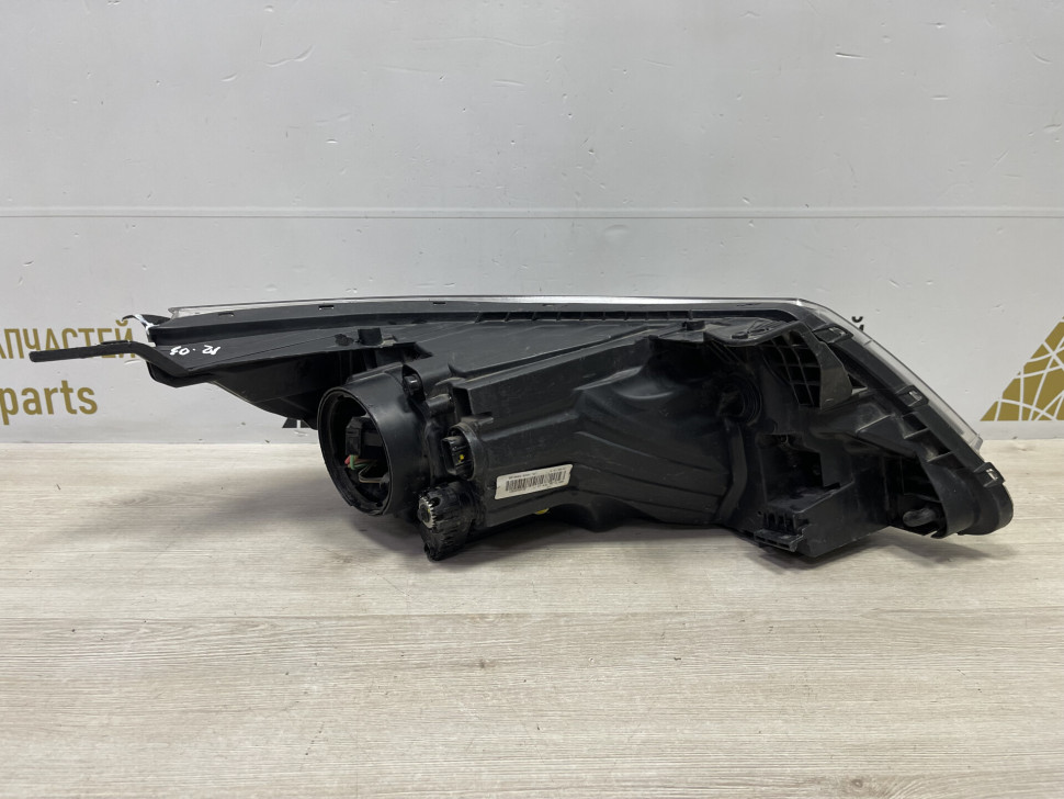 Фара левая Kia Rio 3 рестайлинг 2015 OEM 921014X501 Фара левая Kia Rio 3 рестайлинг 2015 OEM 921014X501