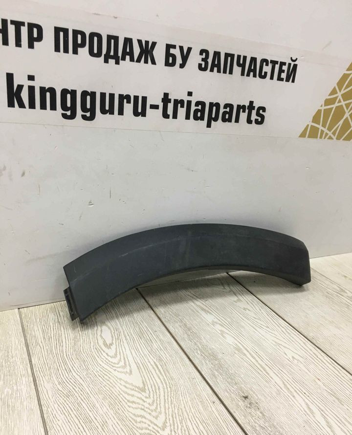 Молдинг бампера передний правый Renault Sandero Stepway 2 OEM 960163765R