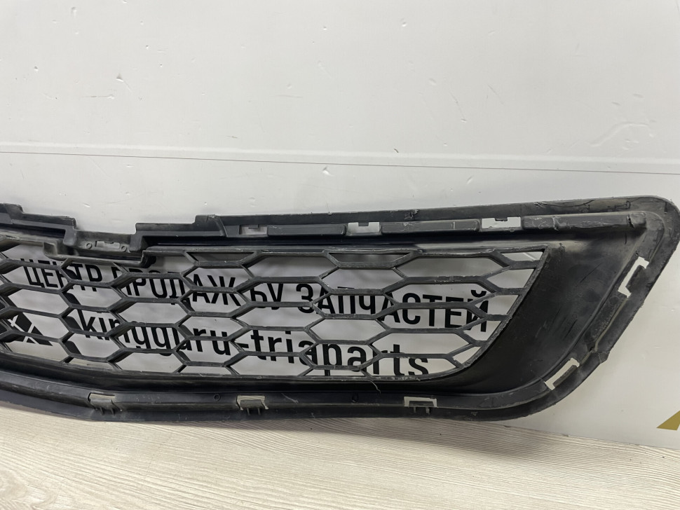 Решетка радиатора Chevrolet Cobalt oem 52027910 Решетка радиатора Chevrolet Cobalt oem 52027910