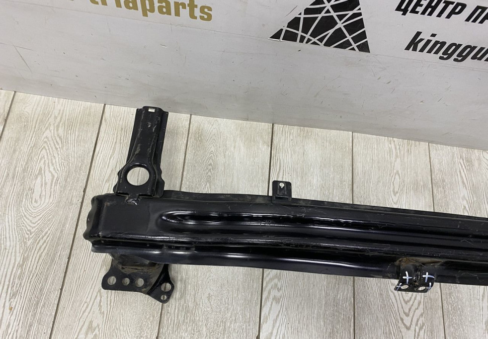 Усилитель переднего бампера Volkswagen Touran 2 oem 1t0807109 Усилитель переднего бампера Volkswagen Touran 2 oem 1t0807109