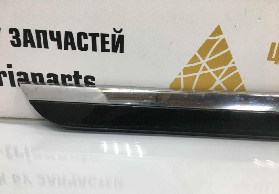 Молдинг двери задний правый Volkswagen Passat B8 2014 OEM 3G0854950 Молдинг двери задний правый Volkswagen Passat B8 2014 OEM 3G0854950