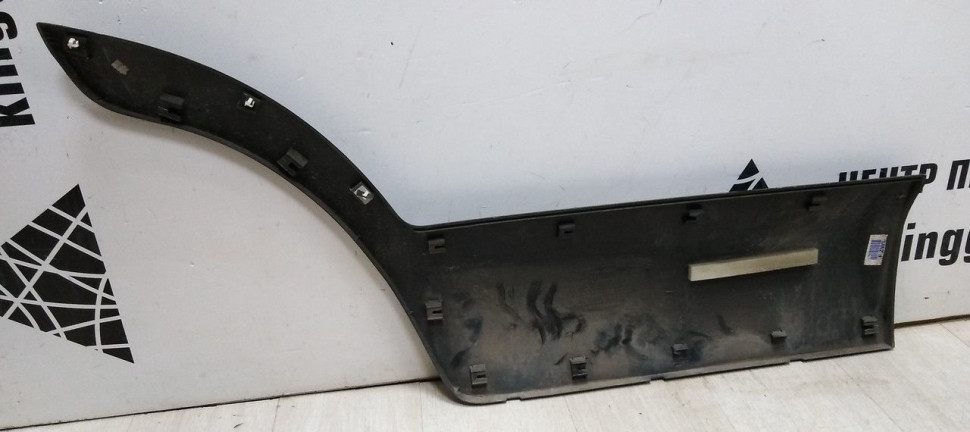 Молдинг двери задний левый Hyundai Tucson 1 (04-10) oem 877312E001