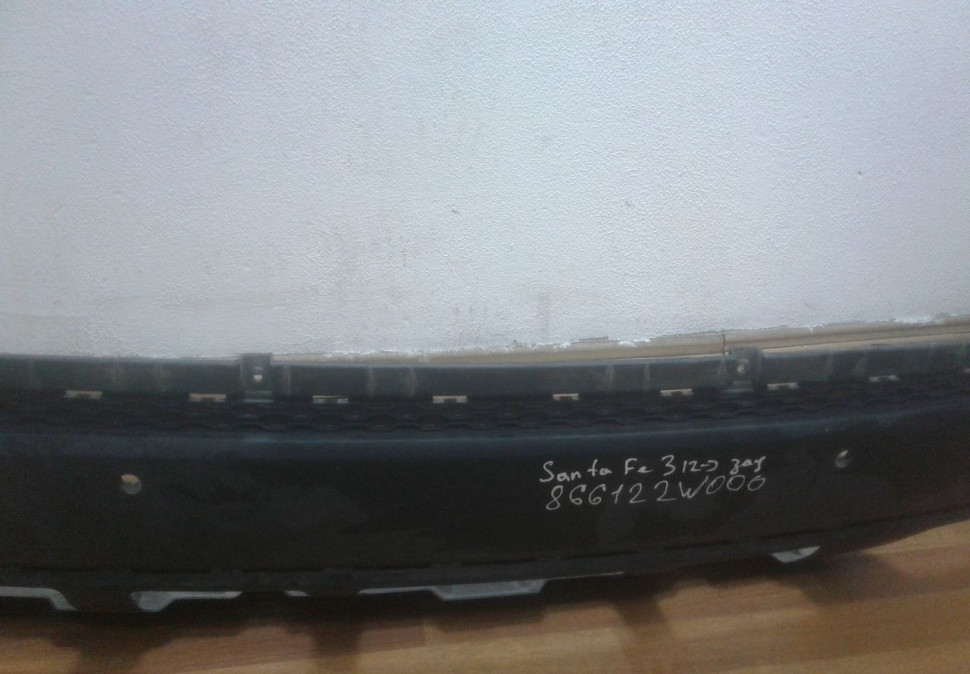 Спойлер заднего бампера Hyundai Santa Fe 3 oem 866122w000