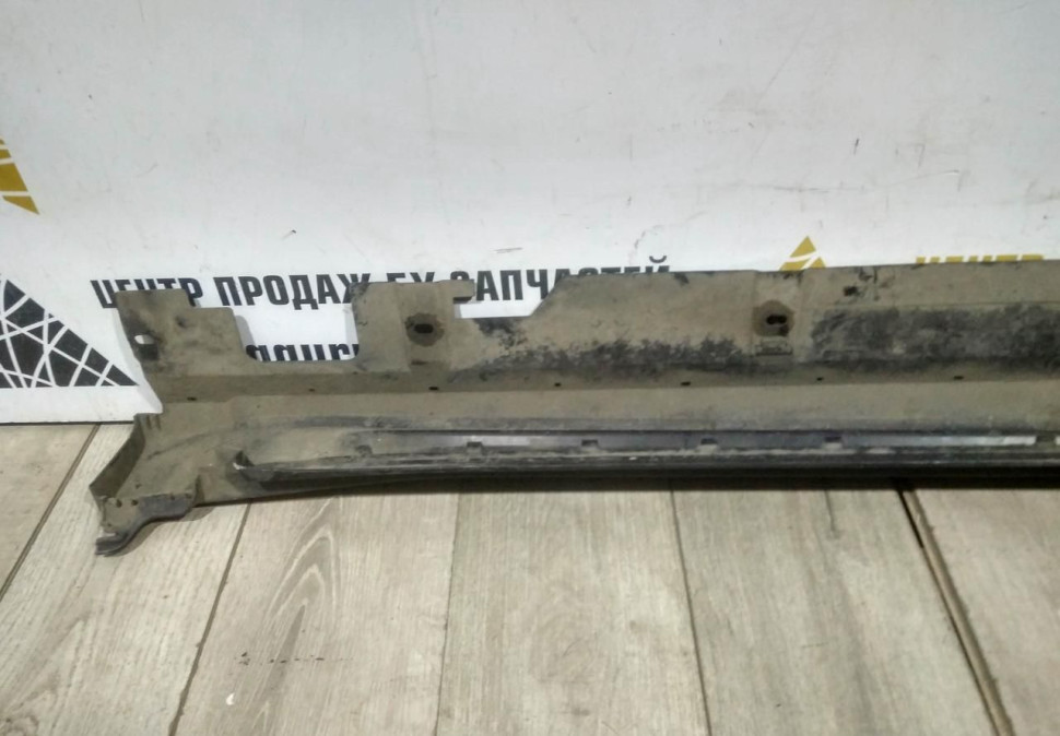 Порог левый бу BMW X1 F48 OEM 51777332327 Порог левый бу BMW X1 F48 OEM 51777332327