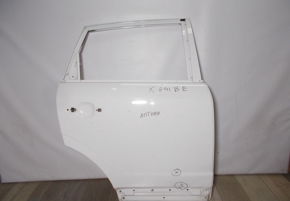 Дверь задняя правая бу Opel Antara OEM 4802297