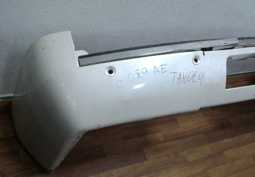 Бампер задний Chevrolet Tahoe 3 oem 20951798(скл-3) Бампер задний Chevrolet Tahoe 3 oem 20951798(скл-3)