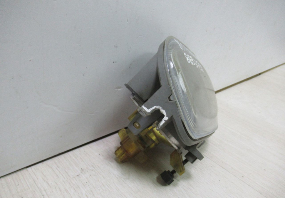 Птф правый Volvo XC 90 (02>) oem 8693796 (солм.1крелп)