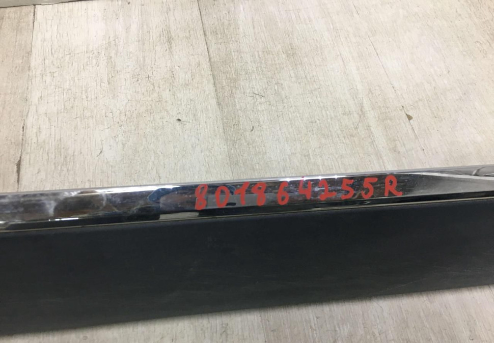 Молдинг двери передний правый Renault Arkana OEM 801864255R Молдинг двери передний правый Renault Arkana OEM 801864255R