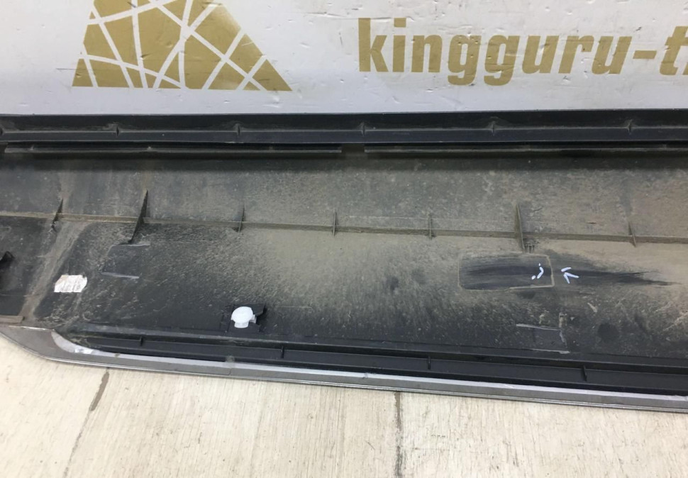 Молдинг двери передний левый Volkswagen Tiguan 2 2016> oem 5NA854939N Молдинг двери передний левый Volkswagen Tiguan 2 2016> oem 5NA854939N