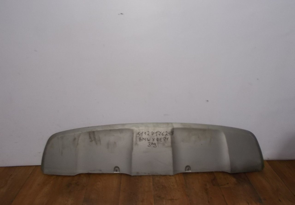 Накладка спойлера заднего бампера бу BMW X6 E71 OEM 51127176248