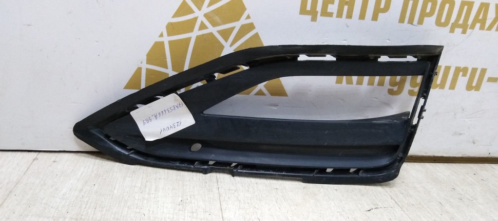 Решетка птф правая Volkswagen Jetta 7 2018> oem 17A853666A