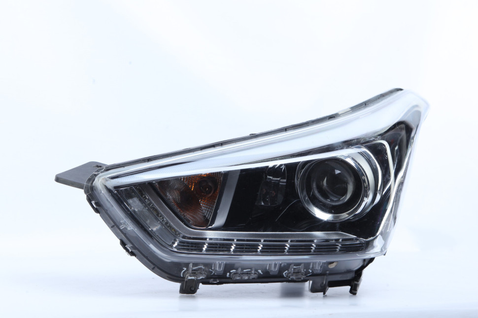Фара левая Hyundai Creta 1 2016 OEM 92101M0100 Фара левая Hyundai Creta 1 2016 OEM 92101M0100