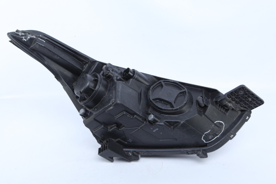 Фара левая Hyundai Creta 1 2016 OEM 92101M0100 Фара левая Hyundai Creta 1 2016 OEM 92101M0100