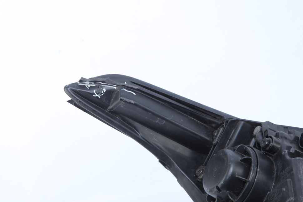 Фара левая Hyundai Creta 1 2016 OEM 92101M0100 Фара левая Hyundai Creta 1 2016 OEM 92101M0100