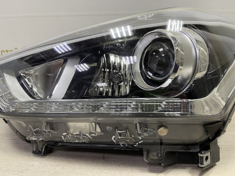 Фара левая Hyundai Creta 1 2016 OEM 92101M0100 Фара левая Hyundai Creta 1 2016 OEM 92101M0100