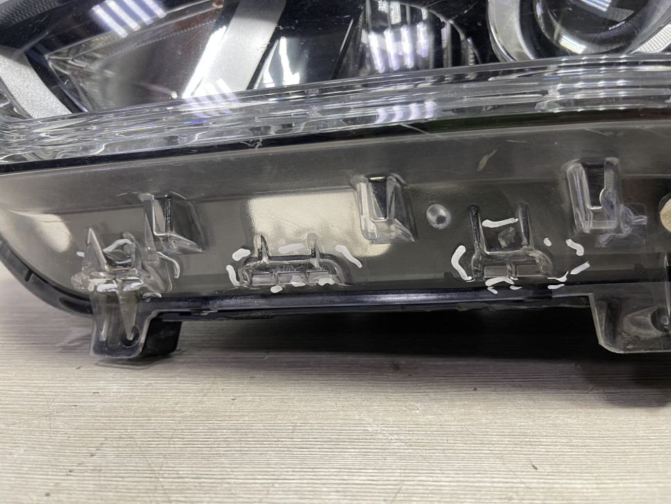 Фара левая Hyundai Creta 1 2016 OEM 92101M0100 Фара левая Hyundai Creta 1 2016 OEM 92101M0100