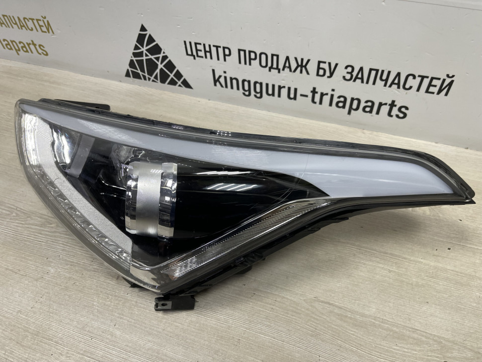 Фара левая Hyundai Creta 1 2016 OEM 92101M0100 Фара левая Hyundai Creta 1 2016 OEM 92101M0100