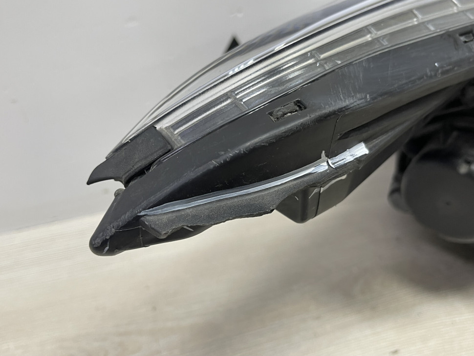 Фара левая Hyundai Creta 1 2016 OEM 92101M0100 Фара левая Hyundai Creta 1 2016 OEM 92101M0100