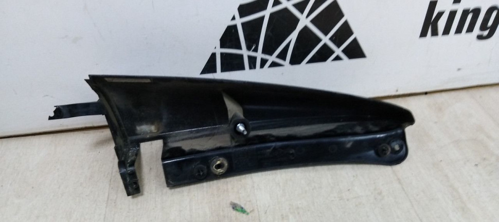 Накладка стойки задняя правая Lada Largus oem 82001414581 (скл-3)