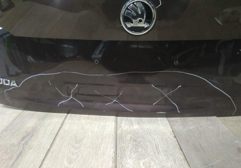 Крышка багажника бу Skoda Kodiaq OEM 565827025A