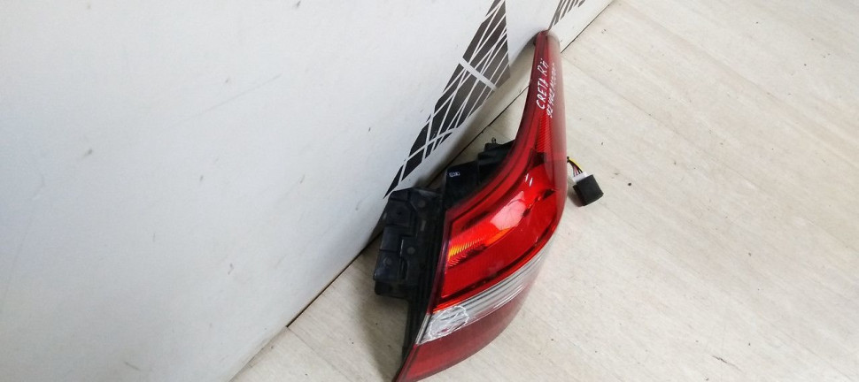 Фонарь правый внешний Hyundai Creta oem 92402m0000