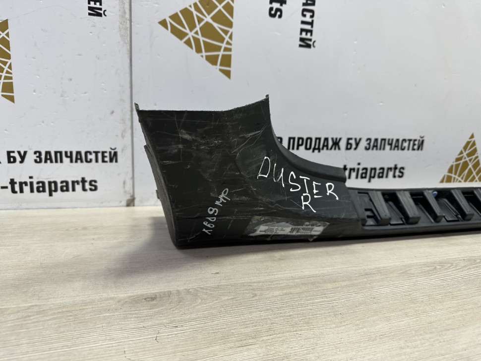 Порог правый бу Renault Duster OEM 768506966R Порог правый бу Renault Duster OEM 768506966R