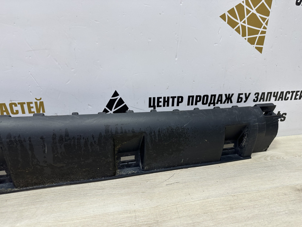Порог правый бу Renault Duster OEM 768506966R Порог правый бу Renault Duster OEM 768506966R