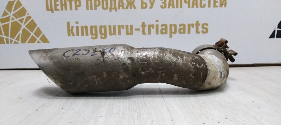 Насадка глушителя правая Volkswagen Touareg Nf 10-18 oem 7P6253682Q (скл-3)