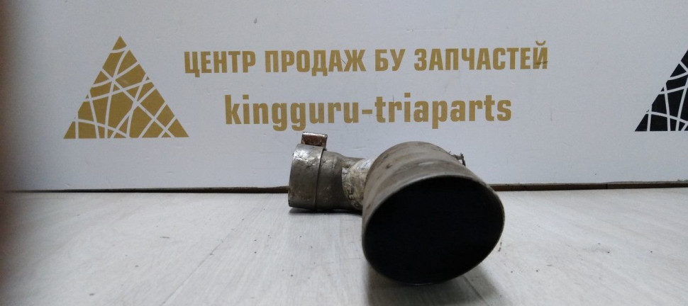 Насадка глушителя правая Volkswagen Touareg Nf 10-18 oem 7P6253682Q (скл-3)