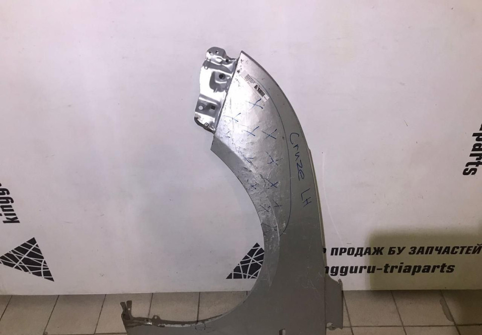 Крыло переднее левое Chevrolet Cruze oem 95963447 (скл-3)