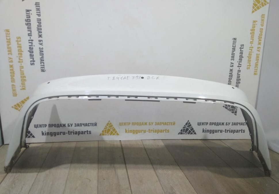 Бампер задний бу Skoda Rapid OEM 60U807421 (В)