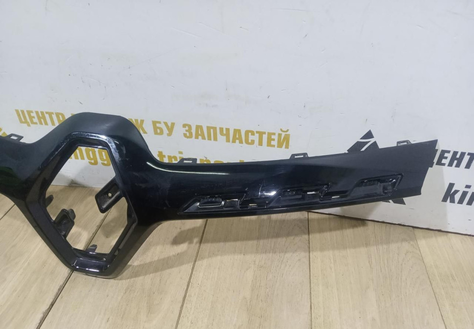Накладка решетки радиатора бу Renault Kaptur рестайлинг OEM 623829107R