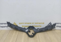 Накладка решетки радиатора бу Renault Kaptur рестайлинг OEM 623829107R