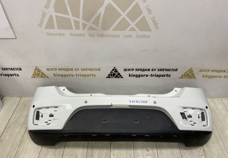 Бампер задний Renault Sandero Stepway 2 OEM 850228678R Бампер задний Renault Sandero Stepway 2 OEM 850228678R