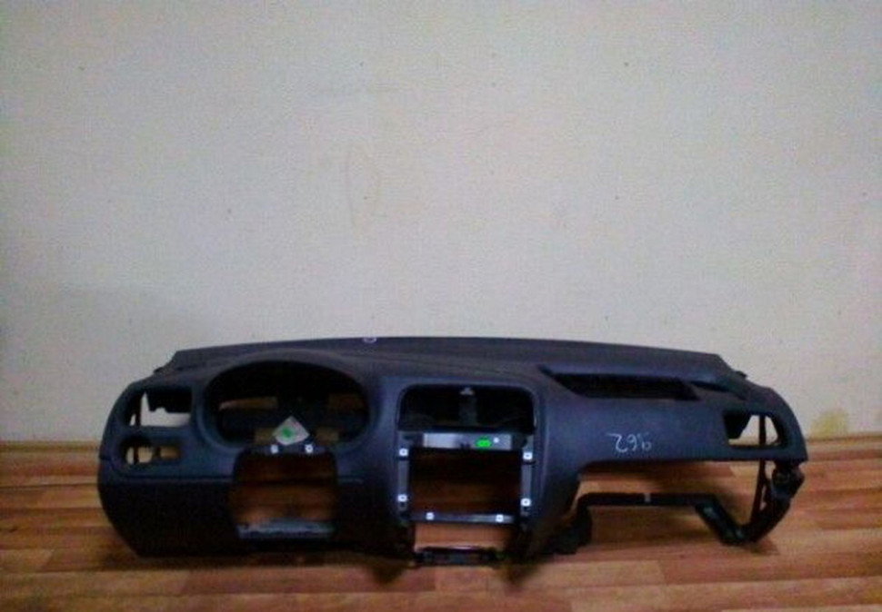 Торпедо Volkswagen Polo Sedan OEM 6RU857003