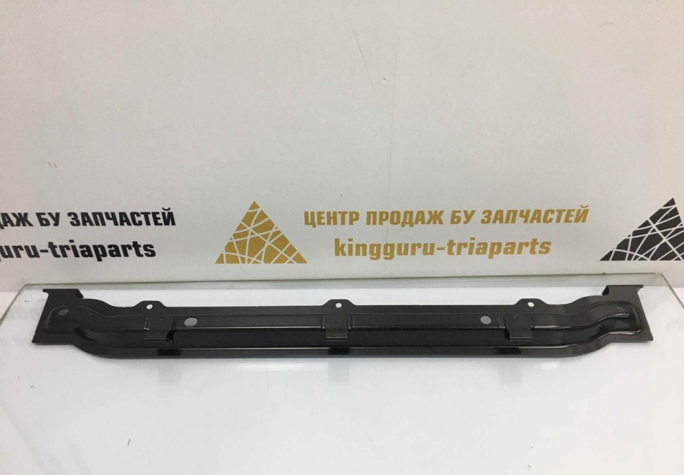 Поперечная балка электрошторки багажного отделения BMW X5 G05 OEM 51477438246