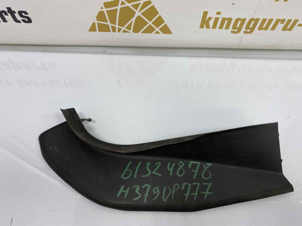 Водосток задний левый Bmw 5 F10 oem 51497204375 Водосток задний левый Bmw 5 F10 oem 51497204375