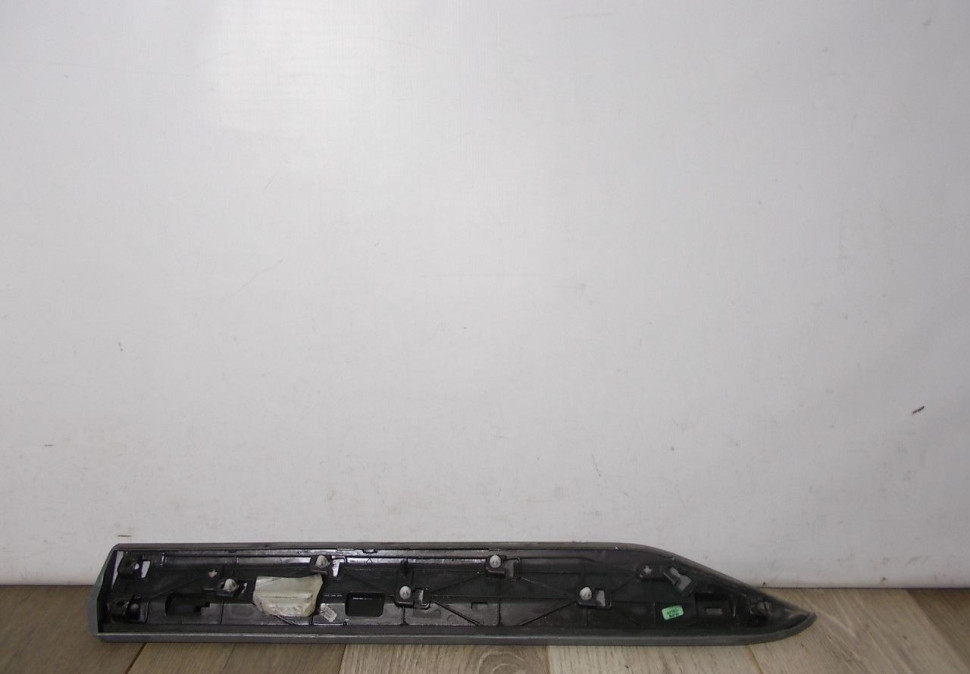 Молдинг двери задний правый бу Skoda Superb 3 OEM 3V0853596A