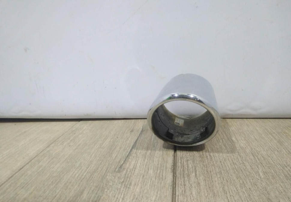 Насадка глушителя бу BMW X5 F15 OEM 18307633311 Насадка глушителя бу BMW X5 F15 OEM 18307633311